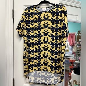 COPY - LULAROE DISNEY Minnie Mouse Irma - Size Small